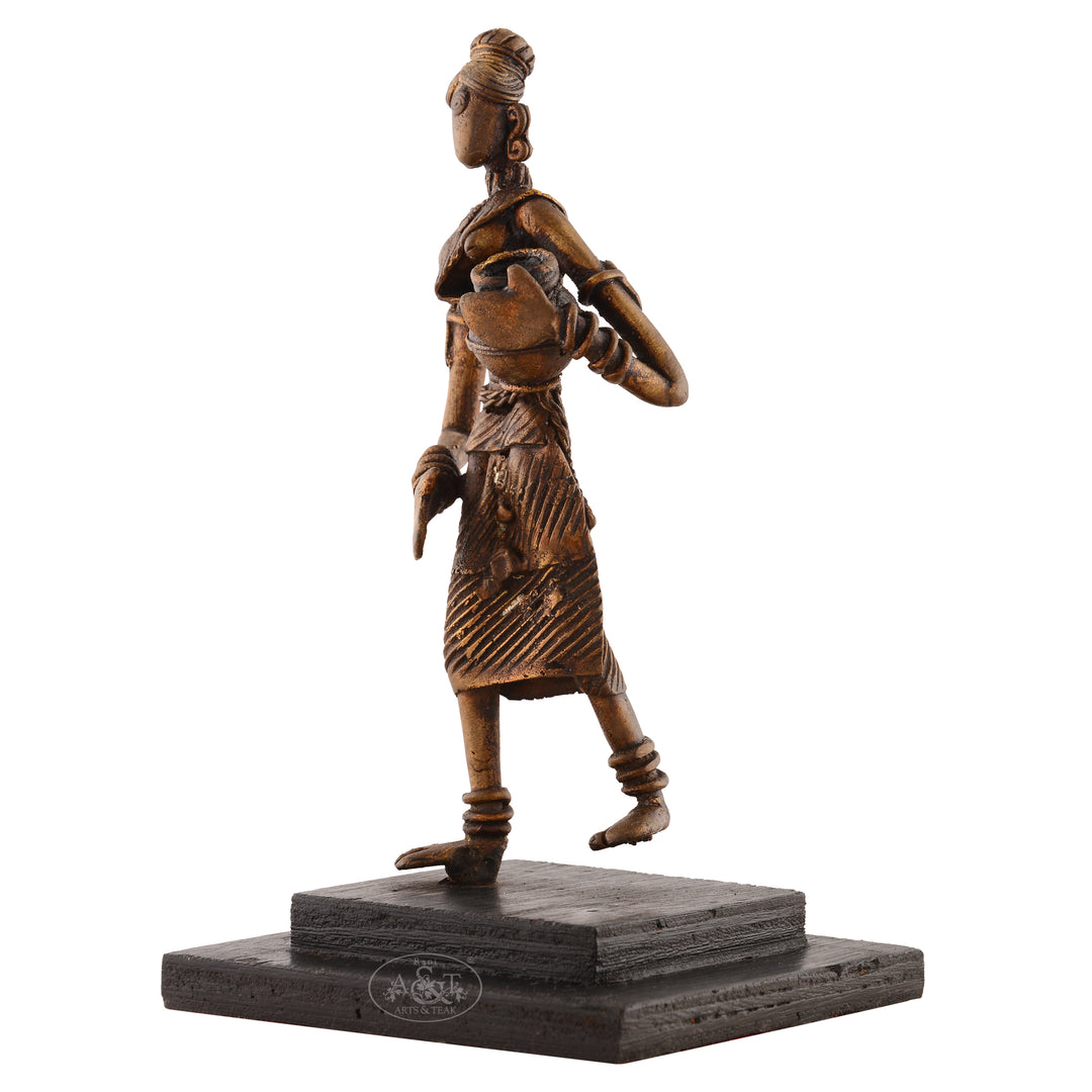 Bronze Casted Villager (Dokra)