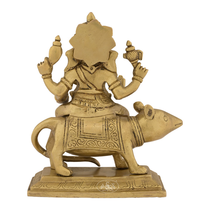 Ganesh seated on mouse