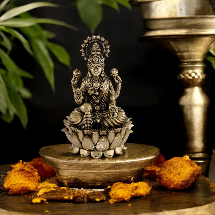 Lakshmi on Lotus