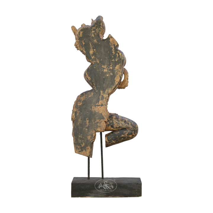 Dancing Apsara