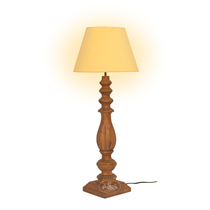 Turned Spindle Table Lamp -II