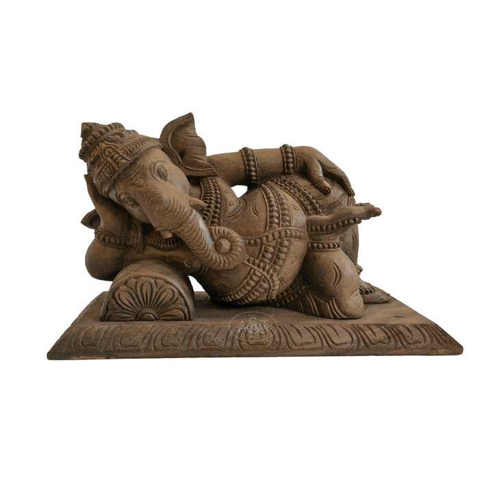 Relaxing Ganesh