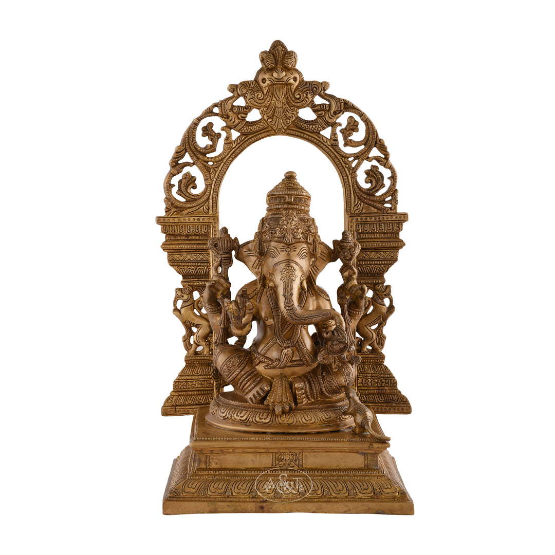 Ganesh with prabhavali