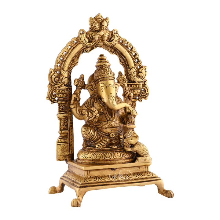 Ganesha mushak with Prabhavali