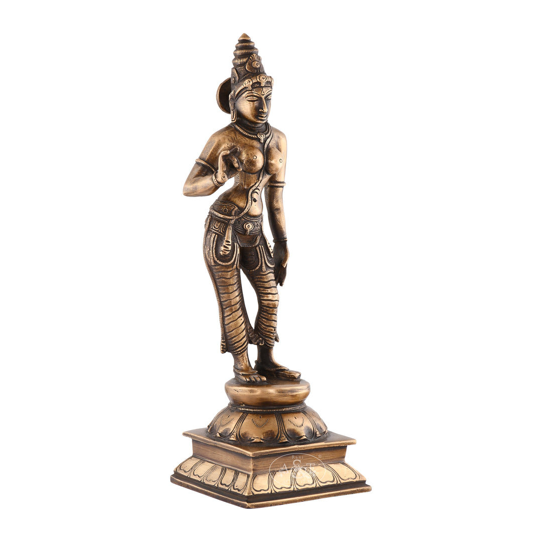 Parvati standing