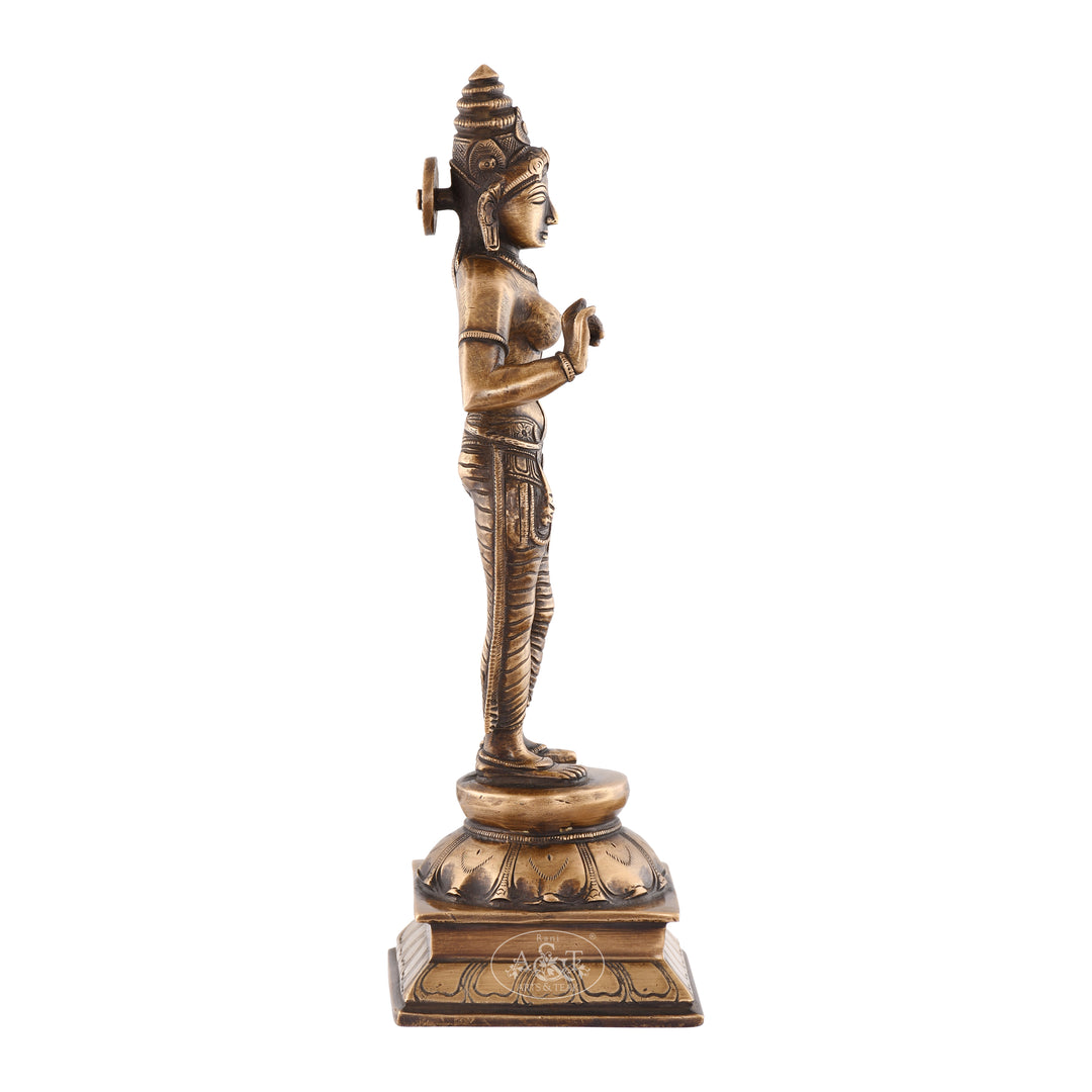 Parvati standing